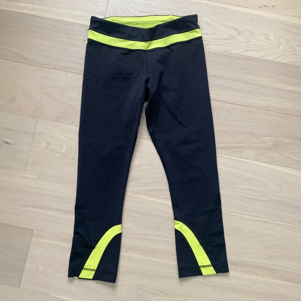 lululemon inspire crop